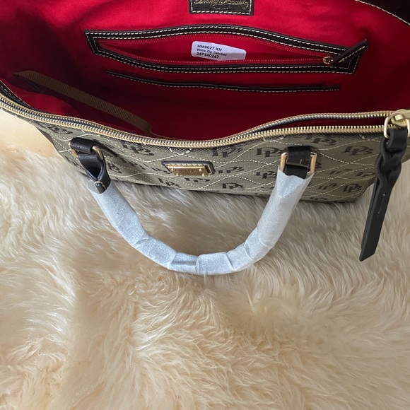 Dooney & Bourke Willa Zip Logo Satchel Bag $308 - Picture 5 of 9